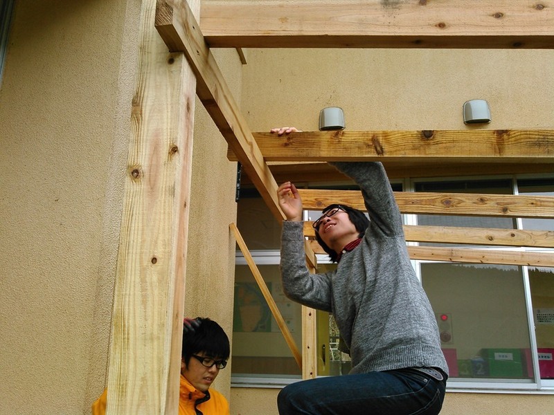 雨除けの屋根制作