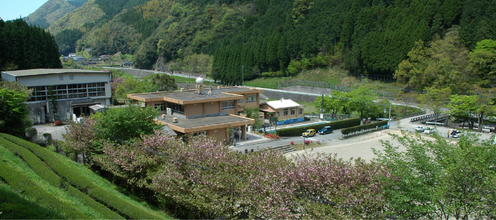 建物外観.png